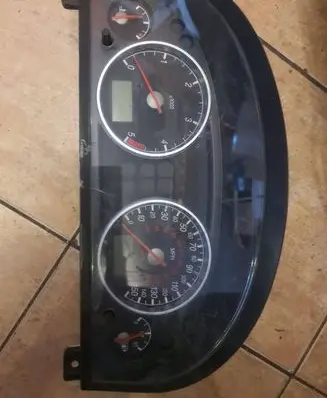 Ford Mondeo Mk III Speedometer (instrument cluster) 1S7F10841