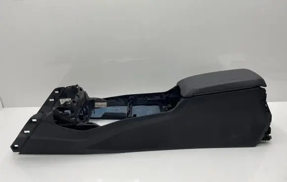 BMW 1 F40 Center console 6823558 6830340 5491381