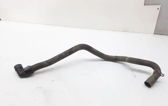 Peugeot 607 Engine coolant pipe/hose