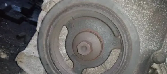 Dacia Sandero Crankshaft pulley