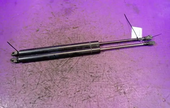 Seat Alhambra (Mk1) Tailgate strut 95VW442K08AH