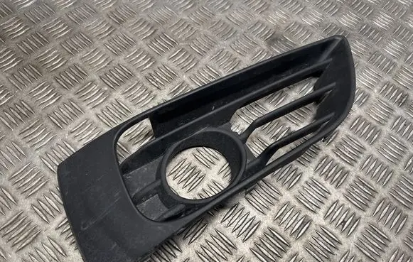 BMW 2 F45 Front fog light trim/grill 7328682 5111 19593510
