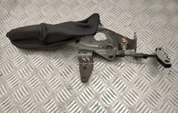 BMW M4 F82 F83 Handbrake/parking brake lever assembly 6876775