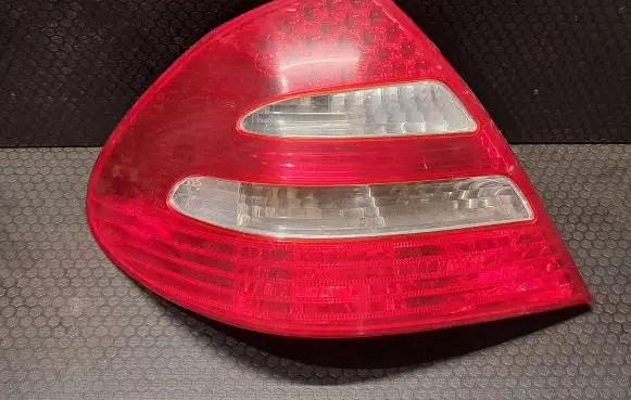 Mercedes-Benz E W211 Rear/tail lights A2118200564 084401922L