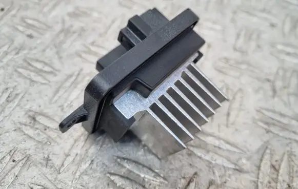 Citroen C4 SpaceTourer Heater blower motor/fan resistor A43002600