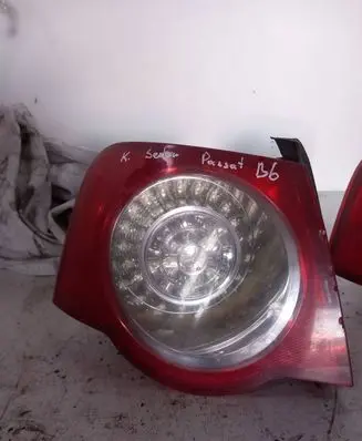 Volkswagen PASSAT B6 Rear/tail lights