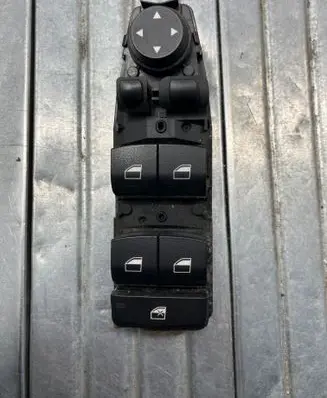 BMW 5 F10 F11 Electric window control switch 9241955