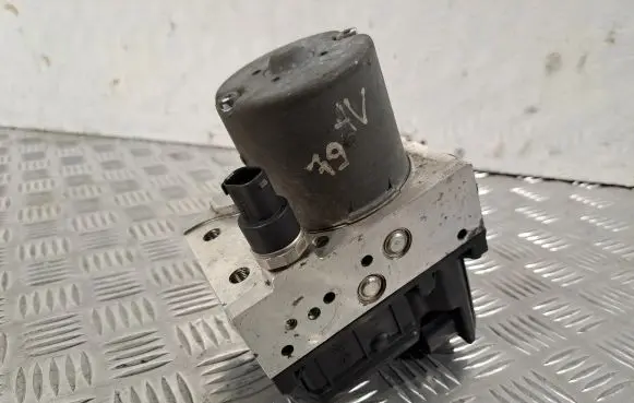 Toyota Avensis T250 ABS Pump 4405005110 4454005050