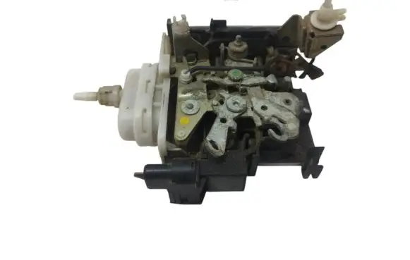 Audi A4 S4 B5 8D Front door lock 8D1837016F