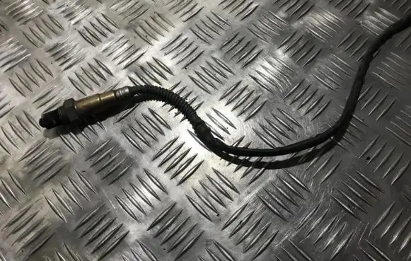 Volkswagen Caddy Lambda probe sensor 0281004042 0281004043