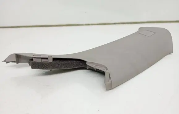 Volvo V70 (C) pillar trim