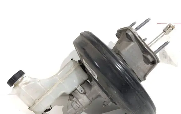 Renault Megane IV Brake booster 472104789R