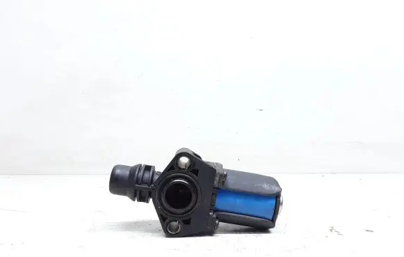 Volvo S60 Coolant heater control valve BM5G8C605DA