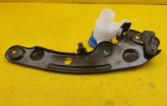 Volkswagen T-Roc Headlight/headlamp mounting bracket 
