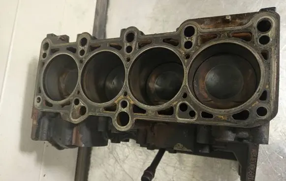 Audi A6 S6 C6 4F Engine block 06F103021D