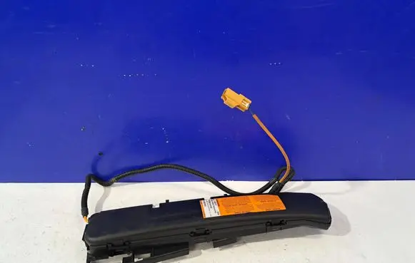 Volvo V70 Seat airbag 8686707