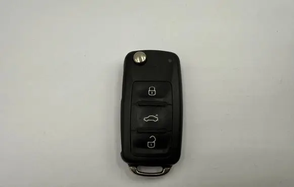 Volkswagen Golf VI Ignition key/card 5K0837202CT