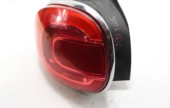 Fiat 500L Rear/tail lights 3g3