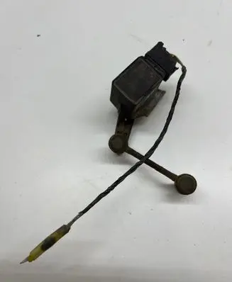 BMW 5 E39 Headlight/headlamp level sensor 1093698