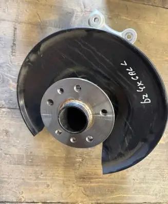 Toyota bZ4X Rear wheel hub N620L