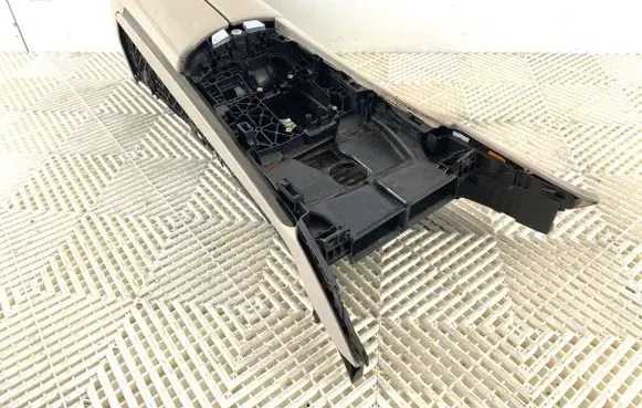 BMW 7 F01 F02 F03 F04 Center console 9112677