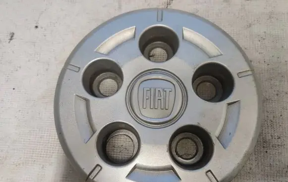 Fiat Ducato R16 wheel hub/cap/trim 1374675080