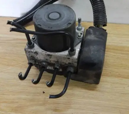 Citroen Berlingo ABS Pump 0265800861