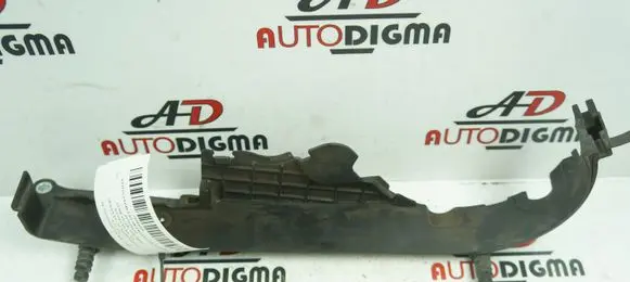 Audi A8 S8 D3 4E Timing belt guard (cover) 057109133T