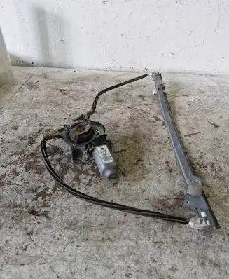 Renault Scenic I Front door window regulator with motor 400467T4