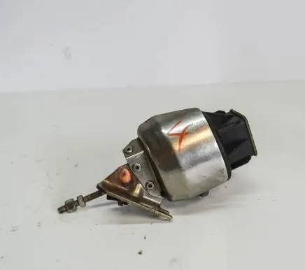 Audi A4 S4 B8 8K Turbo system vacuum part 
