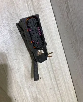 Porsche 911 996 ABS module connector plug 1928404077