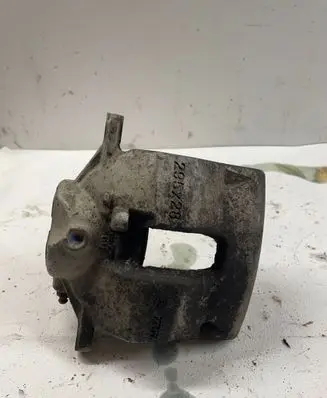 Mercedes-Benz C W204 Front brake caliper