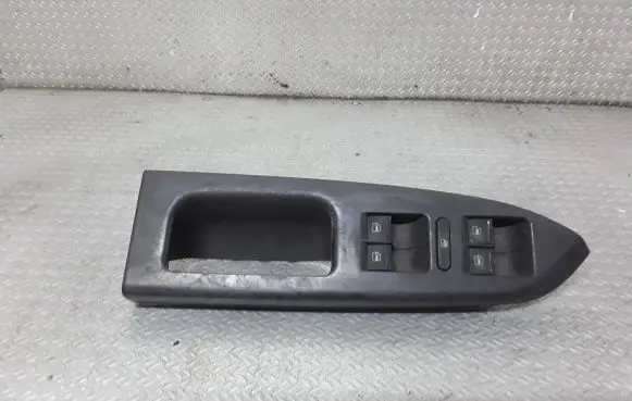 Volkswagen Touran I Electric window control switch 1K4959857