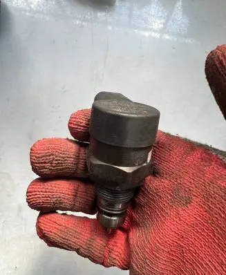 Mercedes-Benz A W169 Fuel main line pipe A6110780449 10198440 0281002494