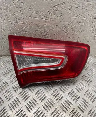 KIA Sportage Tailgate rear/tail lights 924053W0
