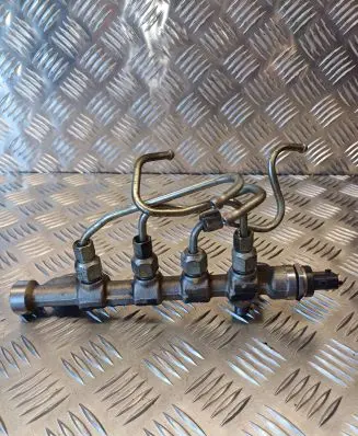 Suzuki SX4 Fuel main line pipe 55215208 947111 0445214192