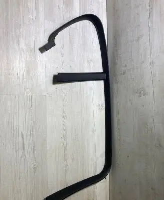 BMW 1 F20 F21 Rear door window/glass frame 7241203