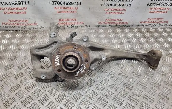 Front wheel hub spindle knuckle