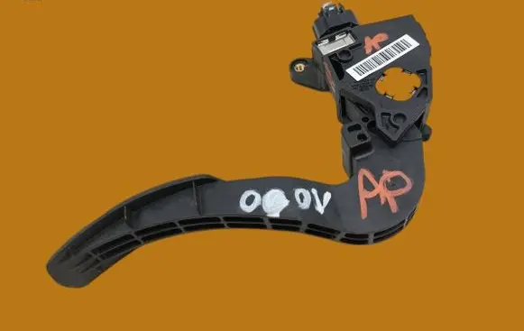 Renault Talisman Accelerator throttle pedal 180020000R