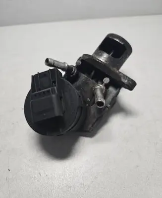 BMW 5 F10 F11 EGR valve 7810871