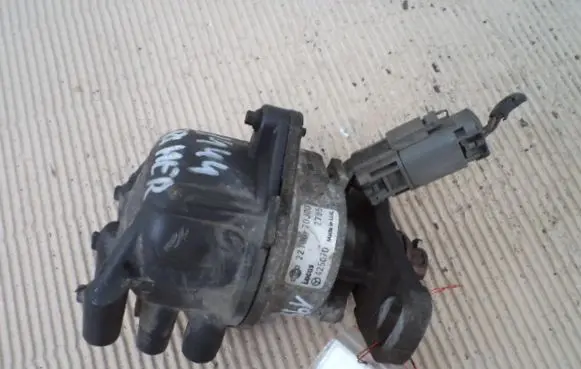 Nissan Primera Spark distributor 