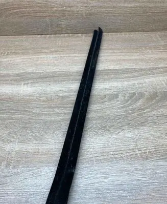 BMW X5 E53 Rubber seal loading door window/glass 8402555