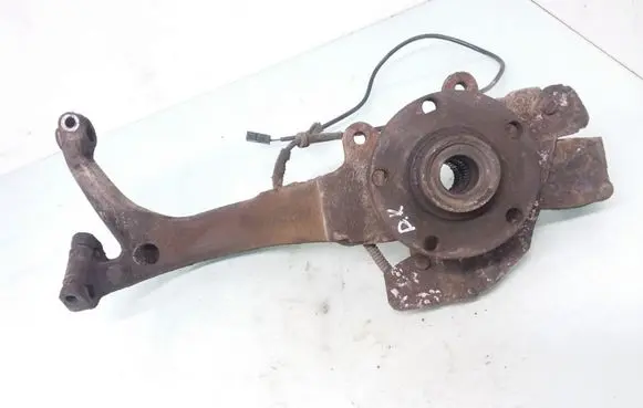 Audi A4 S4 B5 8D Front wheel hub spindle knuckle 8D0407257M