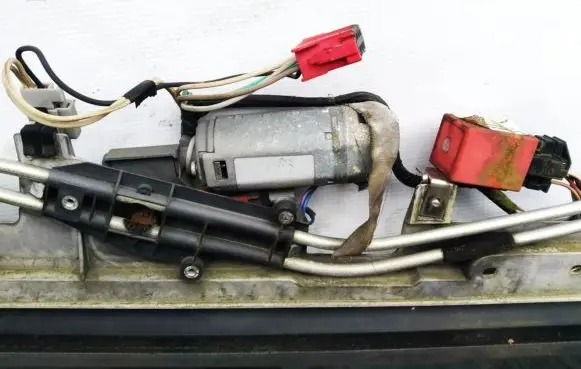 Sunroof motor/actuator