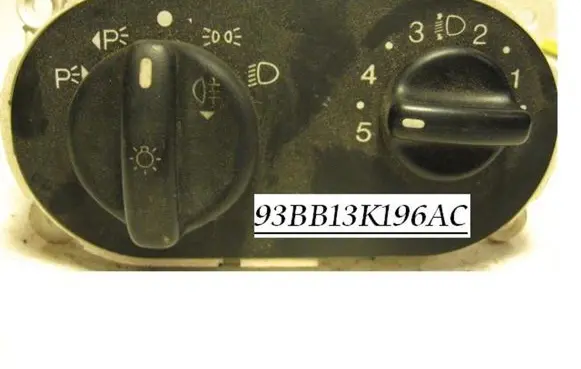 Ford Mondeo MK I Light switch 93BB13K196AC