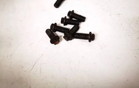 Ford Mondeo Mk III Nuts/bolts 