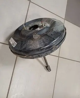 Opel Zafira A Brake booster 90498034
