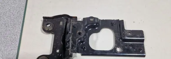 Ford B-MAX Other engine bay part 8V5110679BD