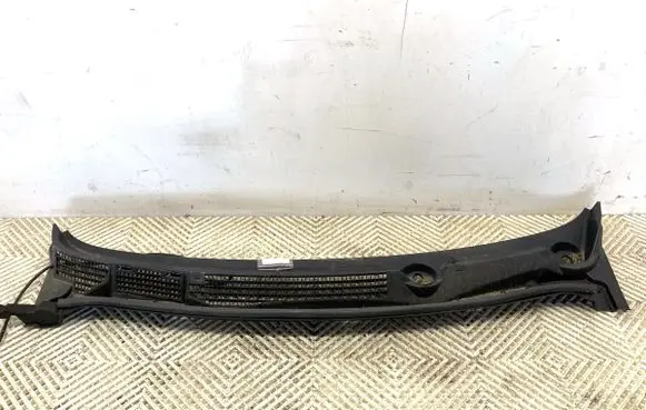 Wiper trim