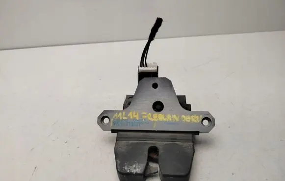 Land Rover Freelander 2 - LR2 Tailgate/trunk/boot lock/catch/latch 